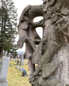 Enke monument detail