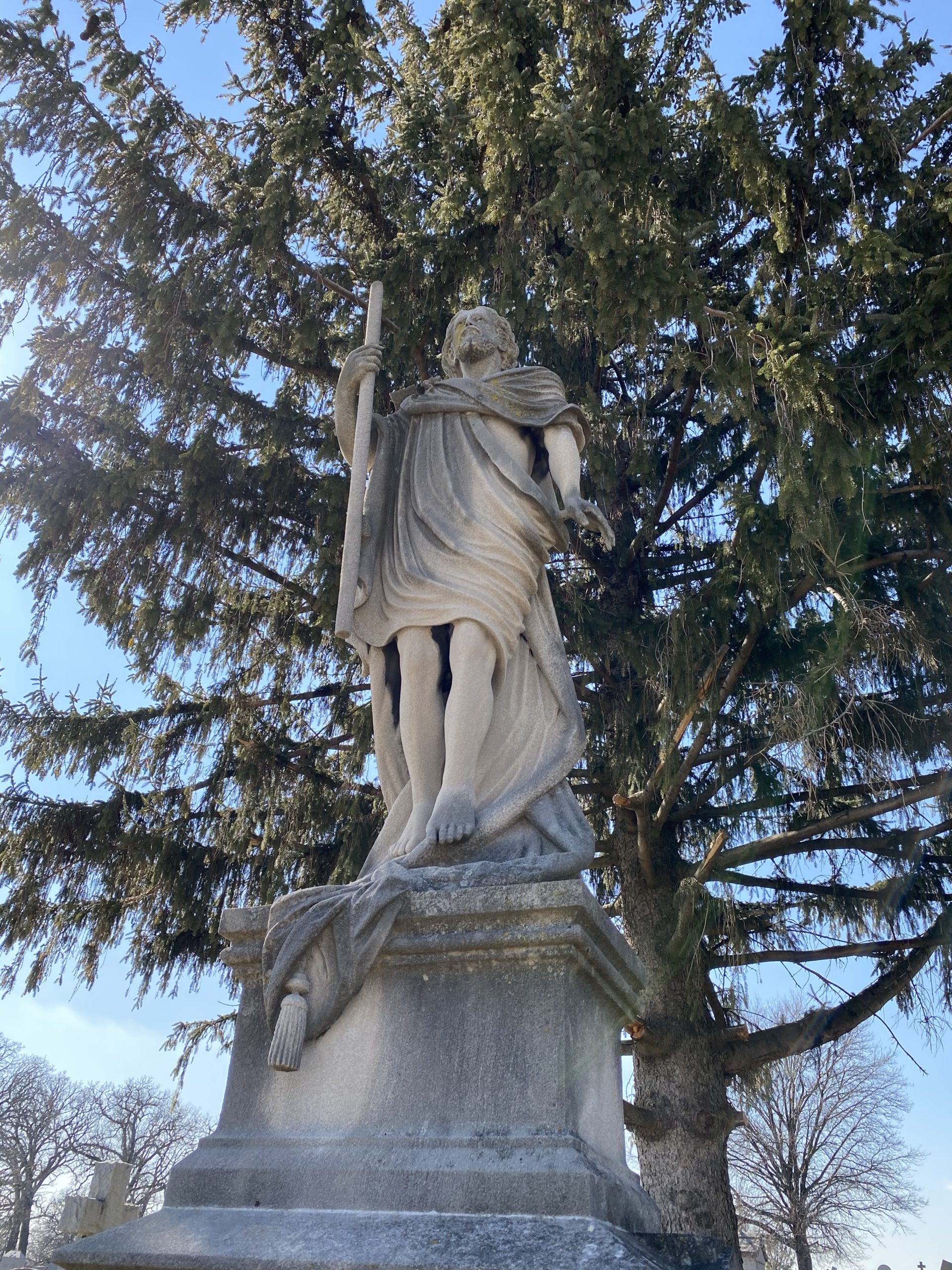 Benoit Monument